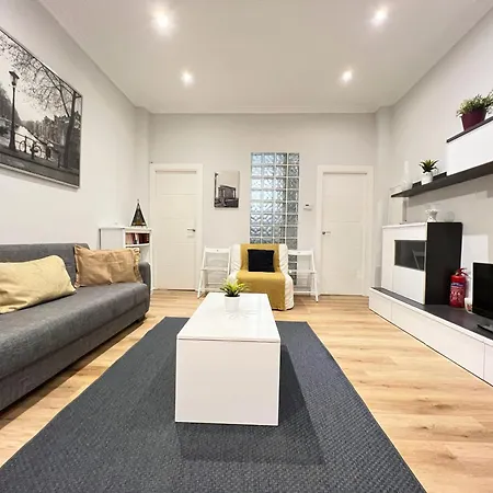 Casco Viejo, Silencioso Apartment